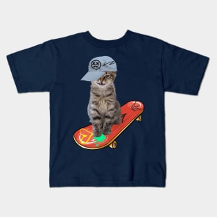 Smiling Kitty on a Skateboard Kids T-Shirt